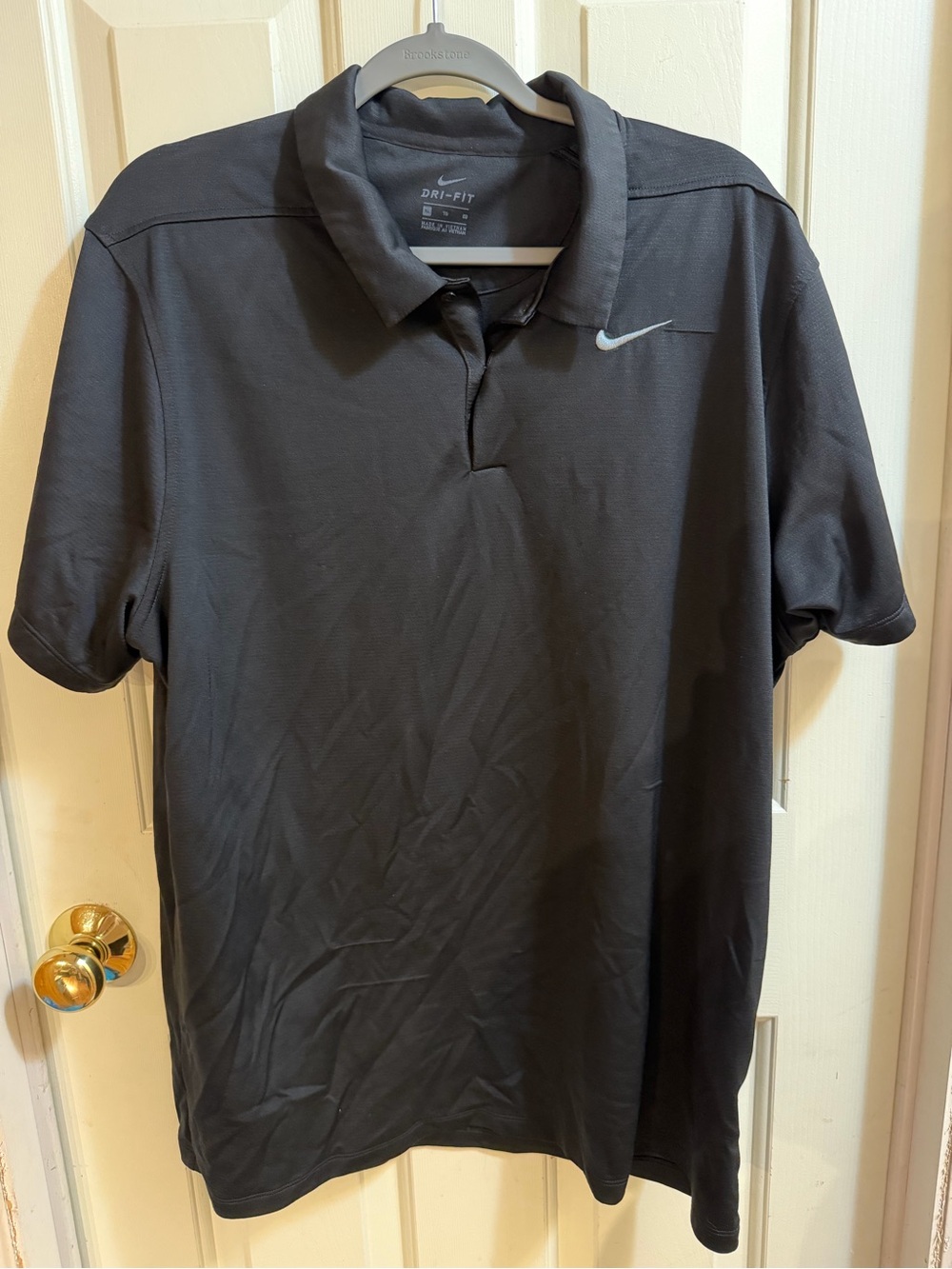 Nike Men’s Black Polo with Contrasting Gray Swoosh